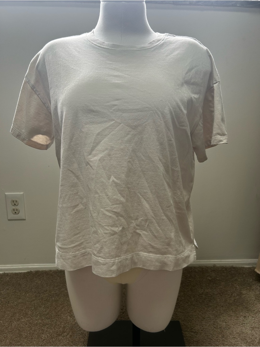 Old Navy Vintage Tee in Off-White